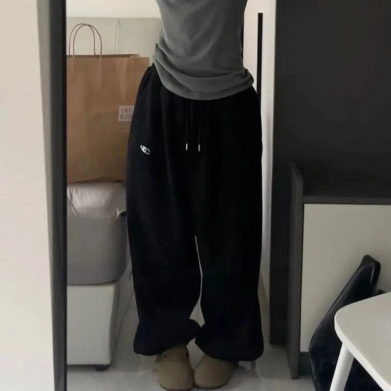 Women’s Striped Wide-Leg Cargo Pants