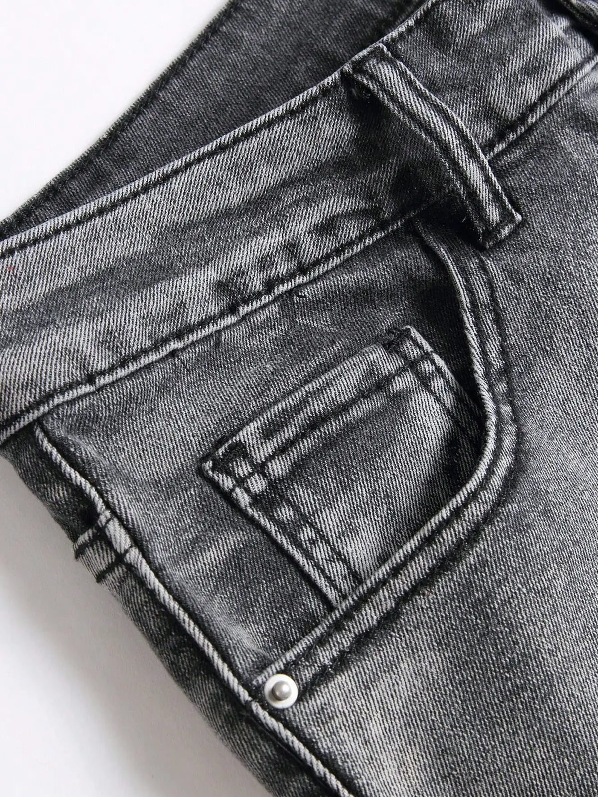 Gray-Wash Ripped Patchwork Jeans